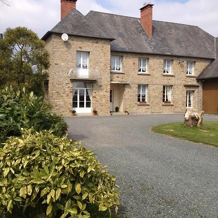 Campsite Camping At Le Clos Castel Raids